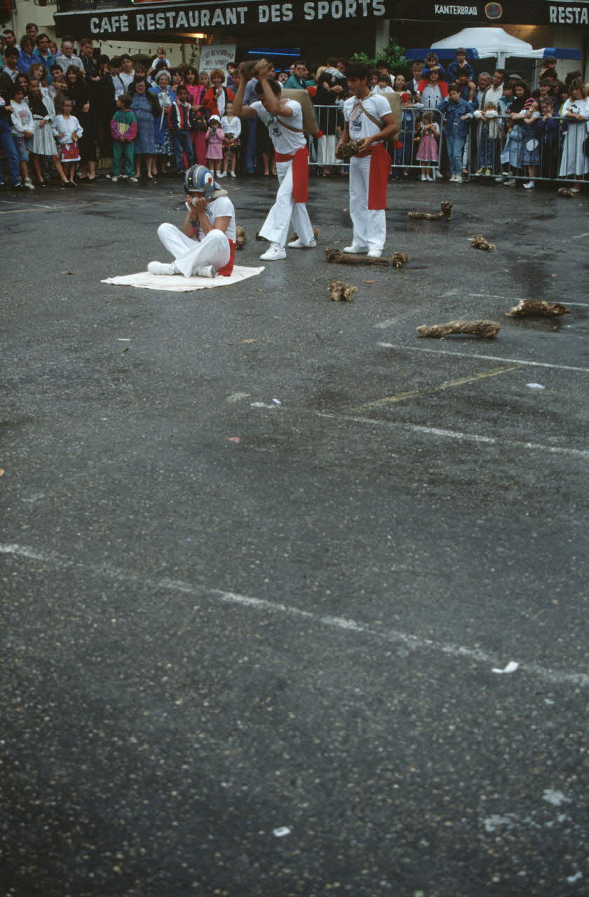 André Pelle photographie MNATP. Enquête conduite par Marie-France Gueusquin en Provence (1992-2000) Languedoc-Roussillon, France 1991/5/1 Ph.1995.40.120 Photo