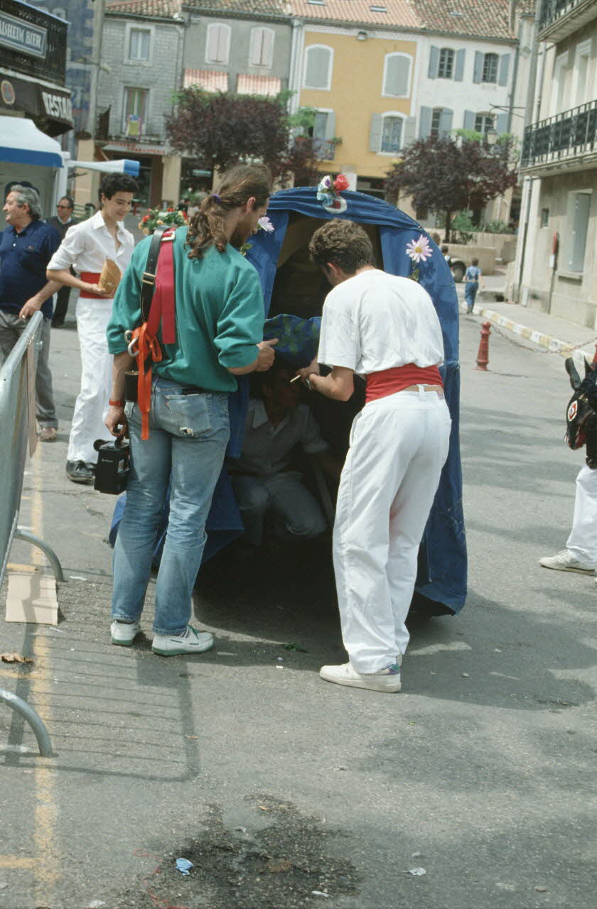 André Pelle photographie MNATP. Enquête conduite par Marie-France Gueusquin en Provence (1992-2000) Languedoc-Roussillon, France 1991/5/1 Ph.1995.40.46 Photo