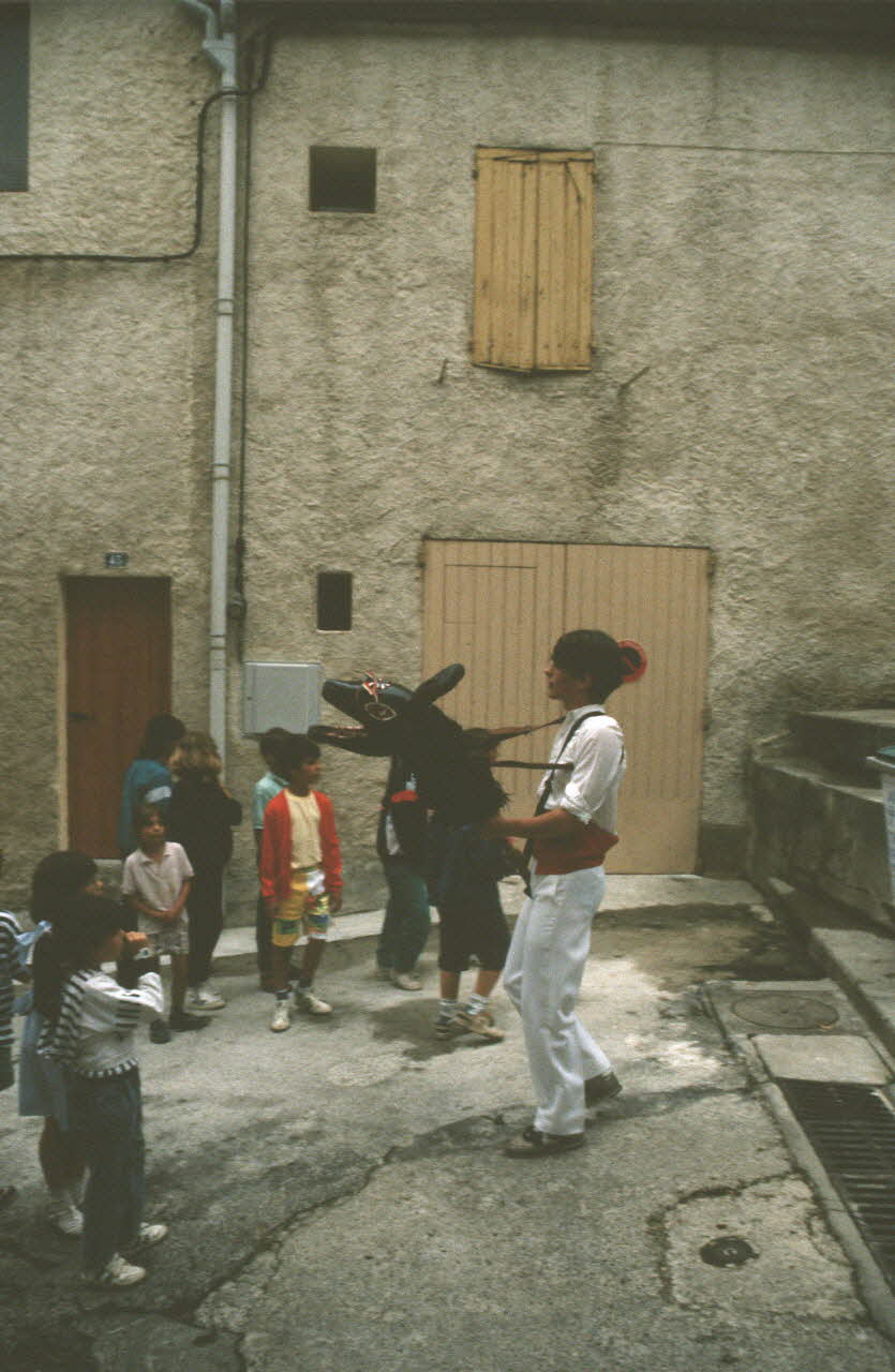 André Pelle photographie MNATP. Enquête conduite par Marie-France Gueusquin en Provence (1992-2000) Languedoc-Roussillon, France 1991/5/1 Ph.1995.40.79 Photo