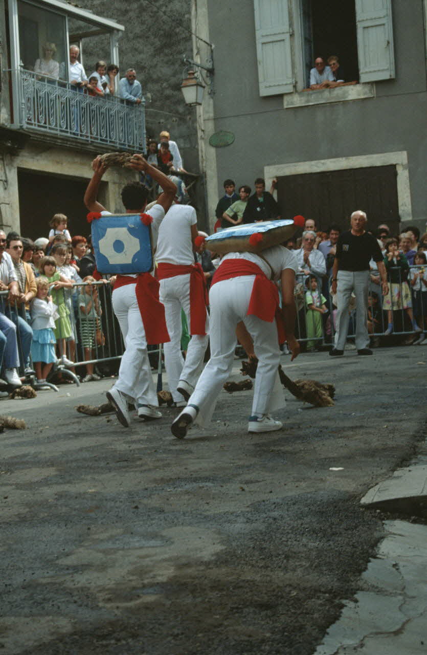 André Pelle photographie MNATP. Enquête conduite par Marie-France Gueusquin en Provence (1992-2000) Languedoc-Roussillon, France 1991/5/1 Ph.1995.40.9 Photo