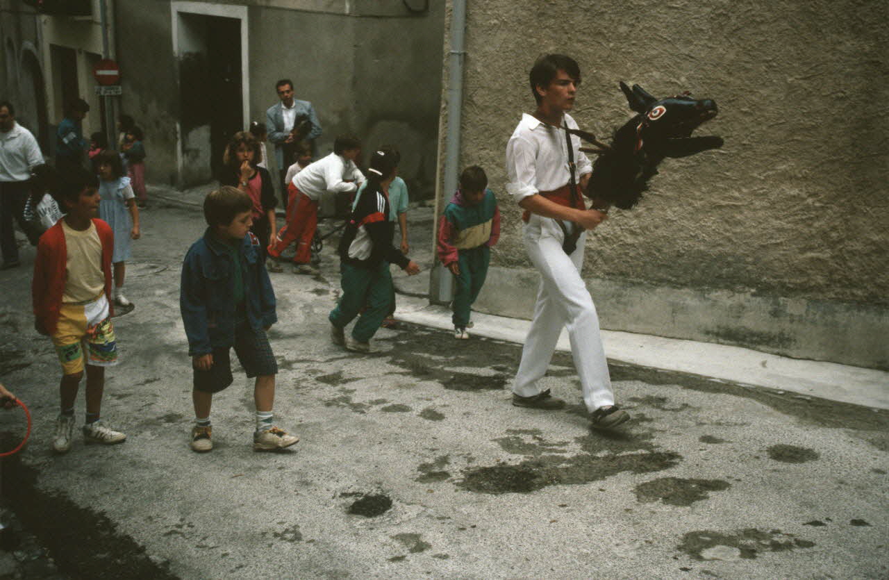 André Pelle photographie MNATP. Enquête conduite par Marie-France Gueusquin en Provence (1992-2000) Languedoc-Roussillon, France 1991/5/1 Ph.1995.40.99 Photo