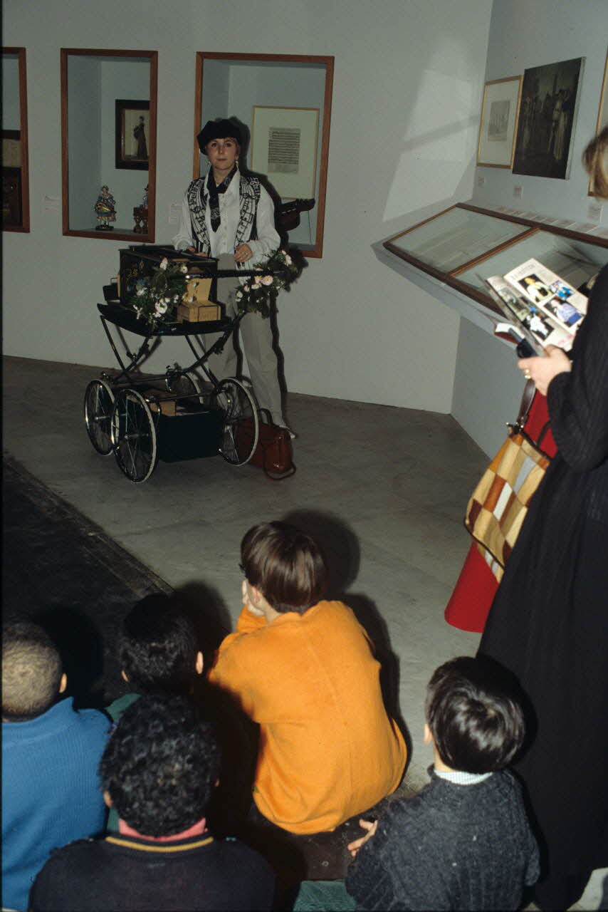 photographie MNATP. Exposition. Musiciens des rues de Paris (18 novembre 1997 - 27 avril 1998) Ph.1999.13.2 Photo