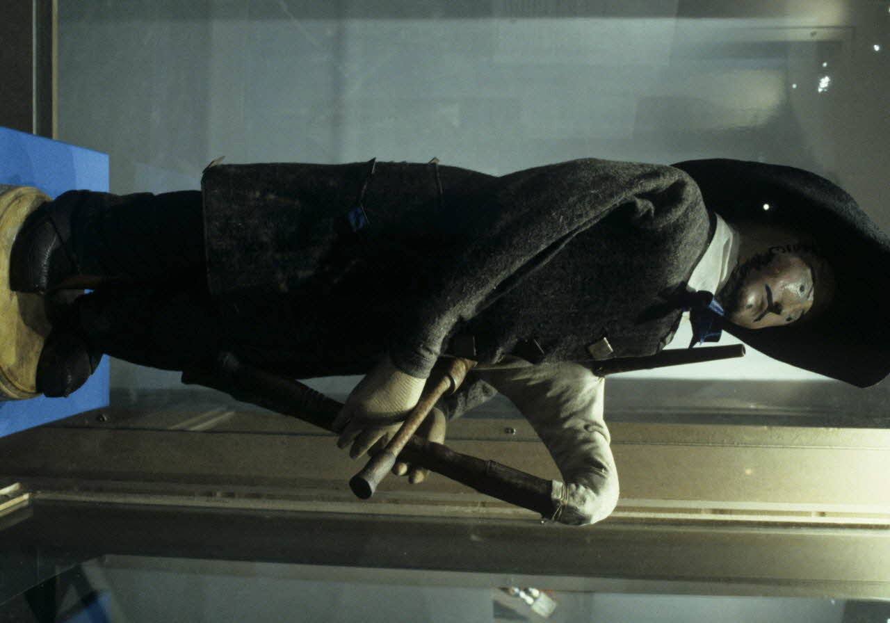 photographie MNATP. Exposition. Souffler c'est jouer : chabretaires et cornemuses à miroirs du Limousin (14 avril 1999 - 30 août 1999) Ph.1999.60.34 Photo