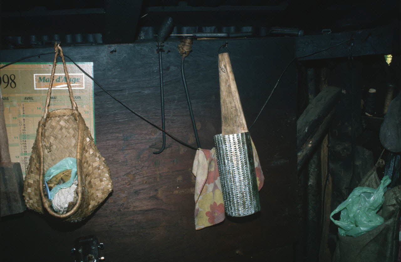 Arnauld Martin photographie Enquête conduite par Arnauld Martin sur l'Ile de La Réunion (Juillet-Août 1998) La Réunion, France 1998/8/13 Ph.2000.15.730 Photo Mucem / Arnaud Martin