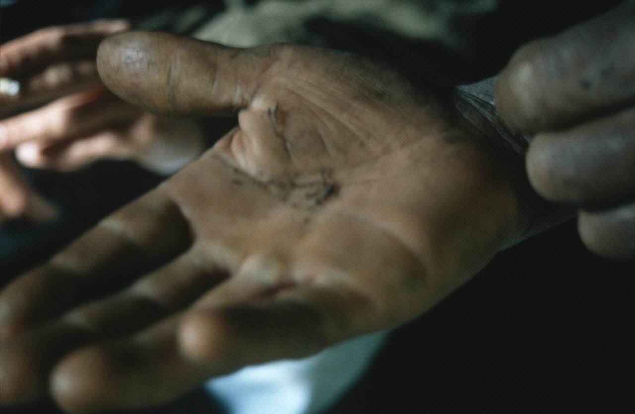 Arnauld Martin photographie Enquête conduite par Arnauld Martin sur l'Ile de La Réunion (Juillet-Août 1998) La Réunion, France 1998/8/13 Ph.2000.15.741 Photo Mucem / Arnaud Martin