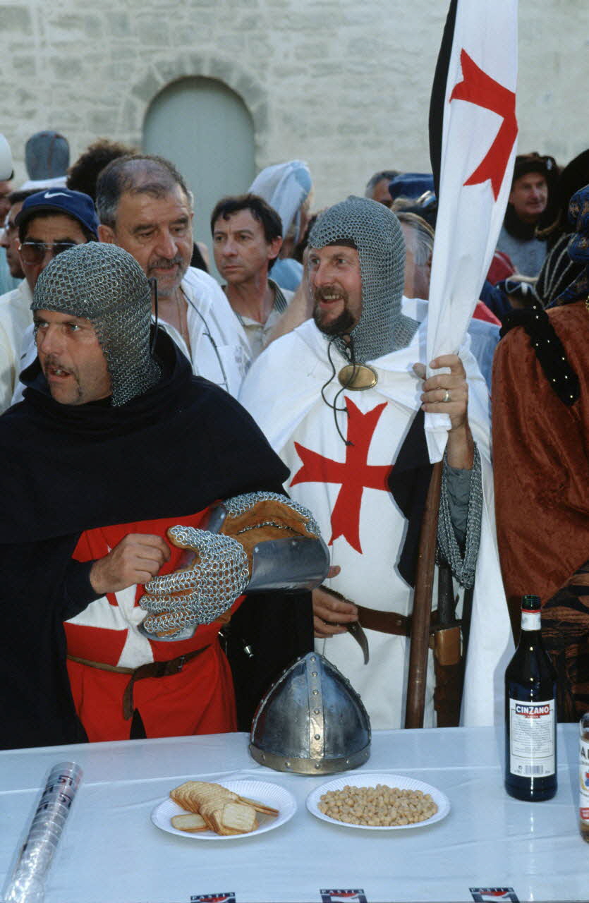 Hervé Jézéquel photographie MNATP. Enquête conduite par Marie-France Gueusquin en Provence (1992-2000) Provence-Alpes-Côte d'Azur, France 2000/6/23-2000/7/25 Ph.2000.29.31 Photo