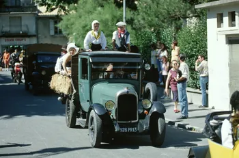 Hervé Jézéquel photographie MNATP. Enquête conduite par Marie-France Gueusquin en Provence (1992-2000) Provence-Alpes-Côte d'Azur, France 2000/6/23-2000/9/5 Ph.2000.29.74 Photo