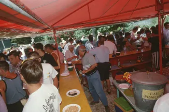 Hervé Jézéquel photographie MNATP. Enquête conduite par Marie-France Gueusquin en Provence (1992-2000) Provence-Alpes-Côte d'Azur, France 2000/7/1 Ph.2000.34.52 Photo
