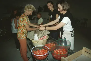 Hervé Jézéquel photographie MNATP. Enquête conduite par Marie-France Gueusquin en Provence (1992-2000) Provence-Alpes-Côte d'Azur, France 2000/7/1 Ph.2000.39.26  Photo