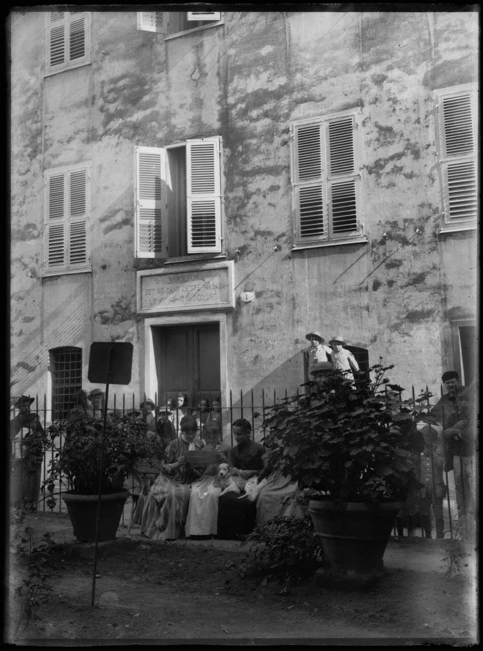 Philippon photographie Fonds Bonaparte ; Excursion en Corse de Roland Bonaparte (1887) Corse, France 1887 Ph.2006.00.1.11 Photo RMN-Grand Palais (Mucem)
