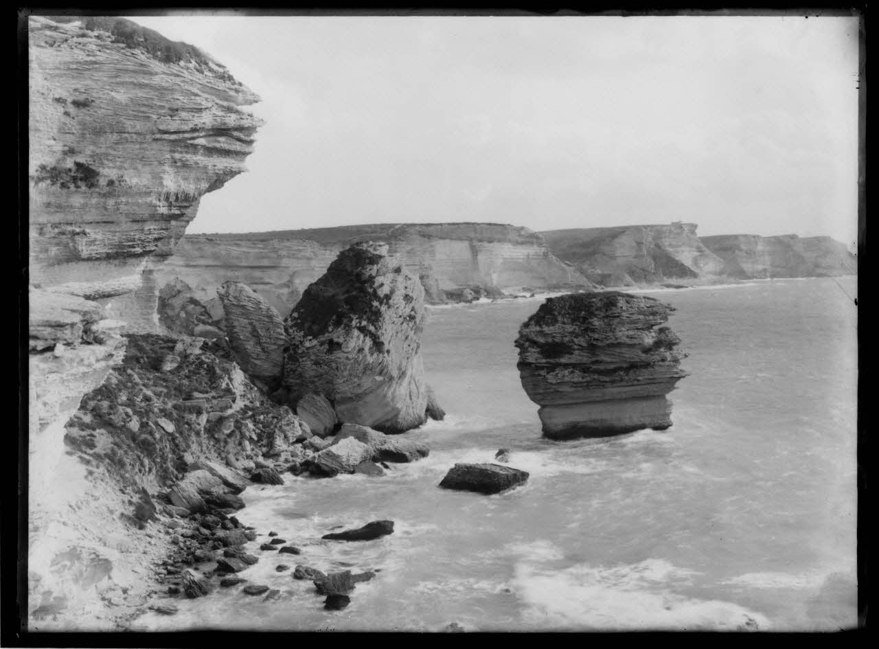 Philippon photographie Fonds Bonaparte ; Excursion en Corse de Roland Bonaparte (1887) Corse, France 1887 Ph.2006.00.1.194 Photo RMN-Grand Palais (Mucem)