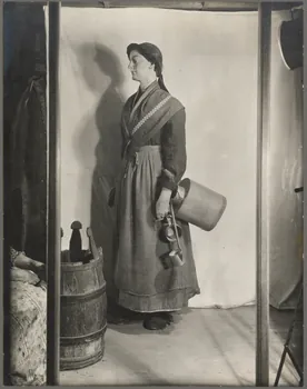 photographie Paris : Musée d'ethnographie du Trocadéro. Section française Ph.2007.00.1.20 Photo Mucem
