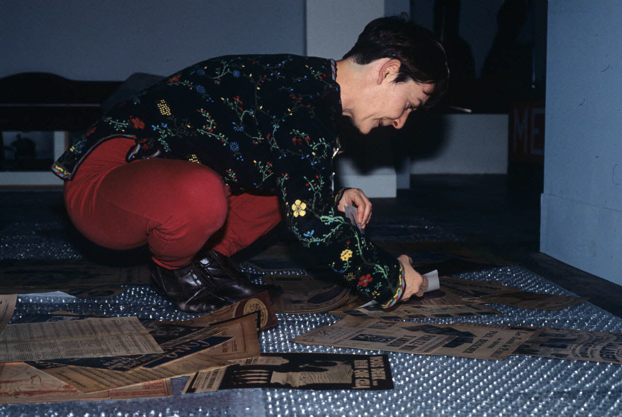 Danièle Adam ; Hervé Jézéquel photographie MNATP. Exposition. Musiciens des rues de Paris (18 novembre 1997 - 27 avril 1998) Ile-de-France, France 1997/10/27 Ph.2007.00.9.75 Photo