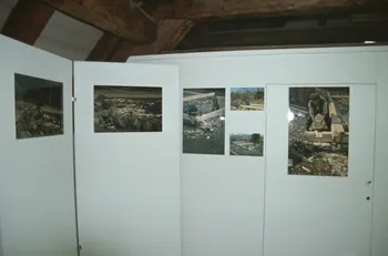 Jean Cuisenier photographie Exposition et enquête de Jean Cuisenier au Musée de Bad Windsheim en Allemagne (du 13 au 16 mai 2004) Bavière, Allemagne 2004/5/13 Ph.2007.11.9 Photo