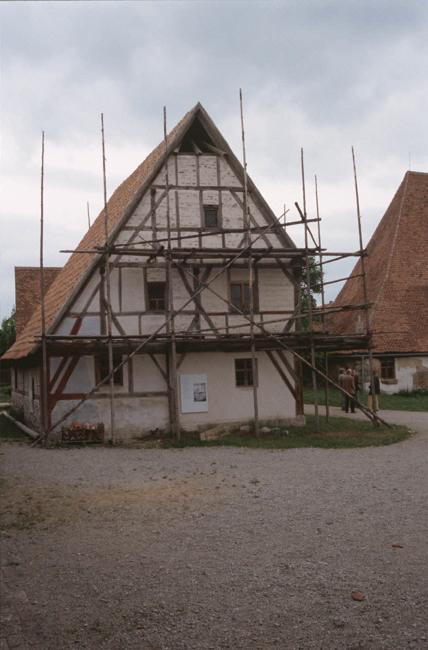 Jean Cuisenier photographie Exposition et enquête de Jean Cuisenier au Musée de Bad Windsheim en Allemagne (du 13 au 16 mai 2004) Bavière, Allemagne 2004/5/13 Ph.2007.12.35 Photo