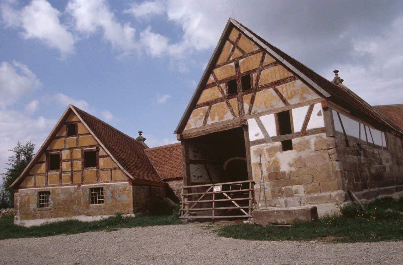 Jean Cuisenier photographie Exposition et enquête de Jean Cuisenier au Musée de Bad Windsheim en Allemagne (du 13 au 16 mai 2004) Bavière, Allemagne 2004/5/13 Ph.2007.13.13 Photo