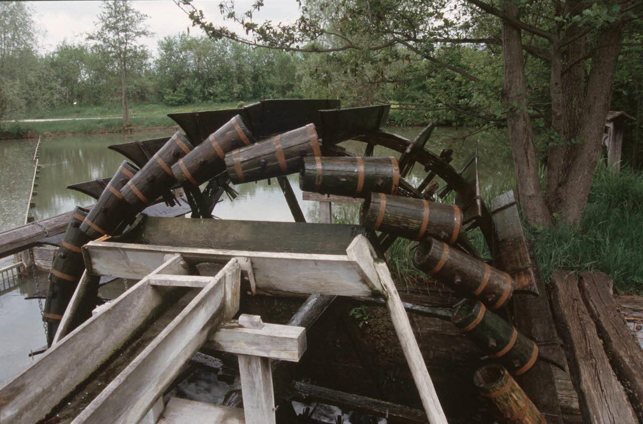 Jean Cuisenier photographie Exposition et enquête de Jean Cuisenier au Musée de Bad Windsheim en Allemagne (du 13 au 16 mai 2004) Bavière, Allemagne 2004/5/13 Ph.2007.13.19 Photo