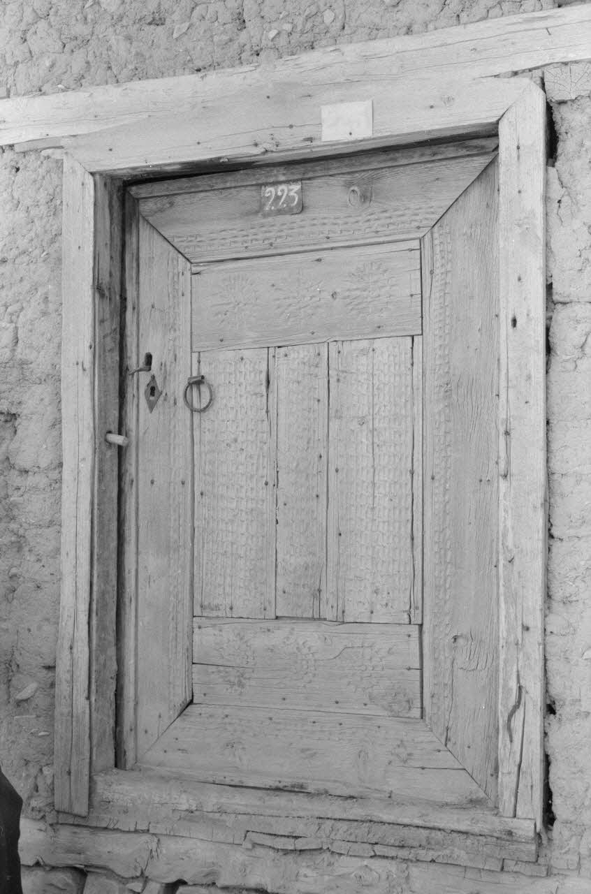 Jean-Pierre Martinon ; C. Martinon photographie Enquête conduite par Jean-Pierre Martinon et C. Martinon en Turquie (1968) Province de Karaman, Turquie 1968/1/1 Ph.2007.20.15 Photo