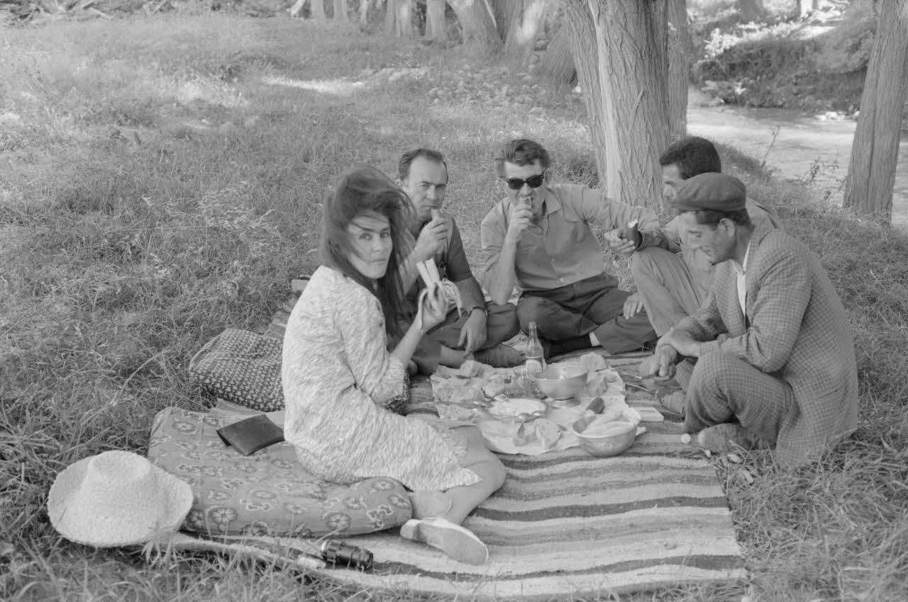 Jean-Pierre Martinon ; C. Martinon photographie Enquête conduite par Jean-Pierre Martinon et C. Martinon en Turquie (1968) Province de Karaman, Turquie 1968/1/1 Ph.2007.20.35 Photo