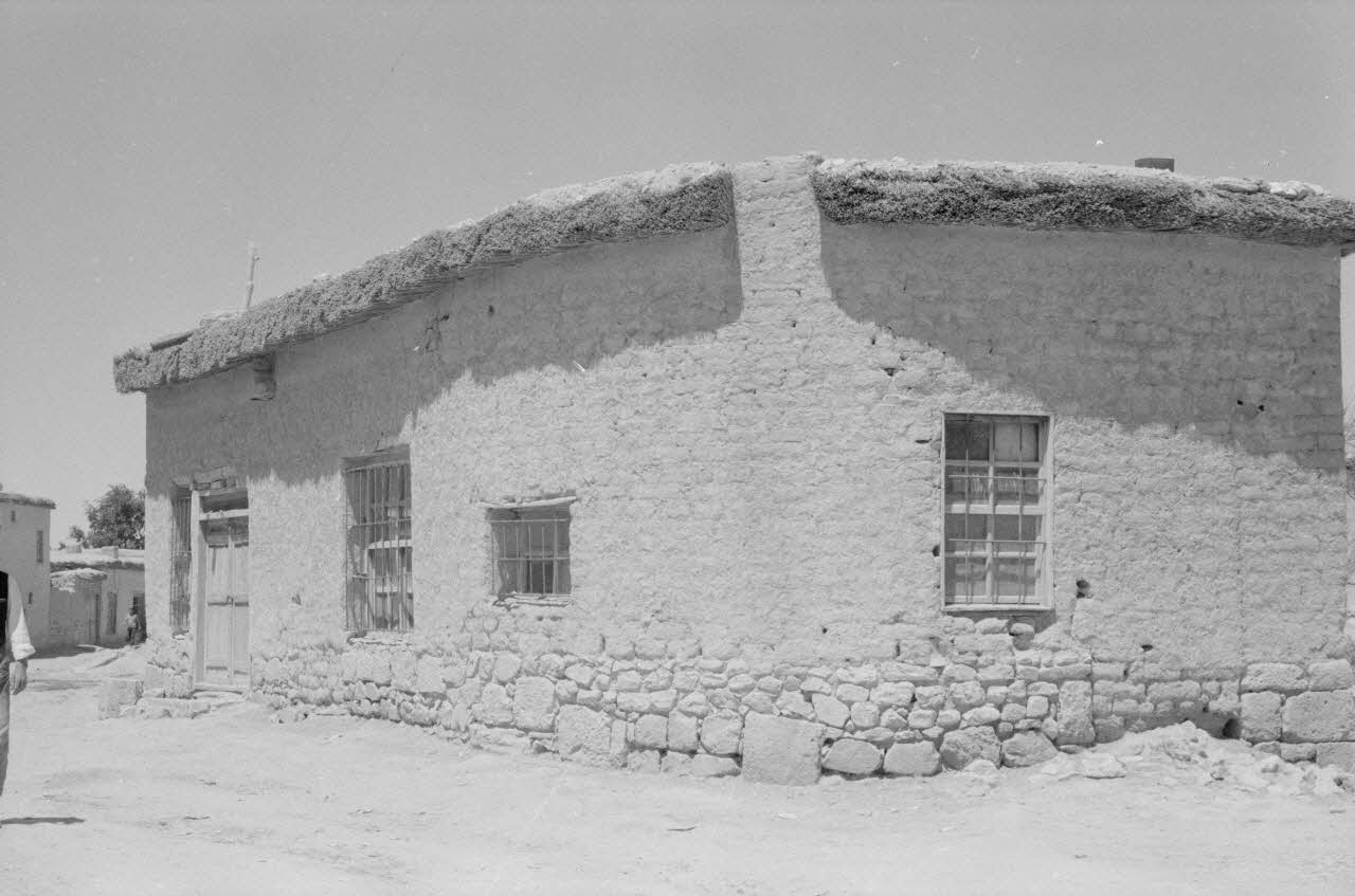 Jean-Pierre Martinon ; C. Martinon photographie Enquête conduite par Jean-Pierre Martinon et C. Martinon en Turquie (1968) Province de Diyarbakir, Turquie 1968/1/1 Ph.2007.21.28 Photo