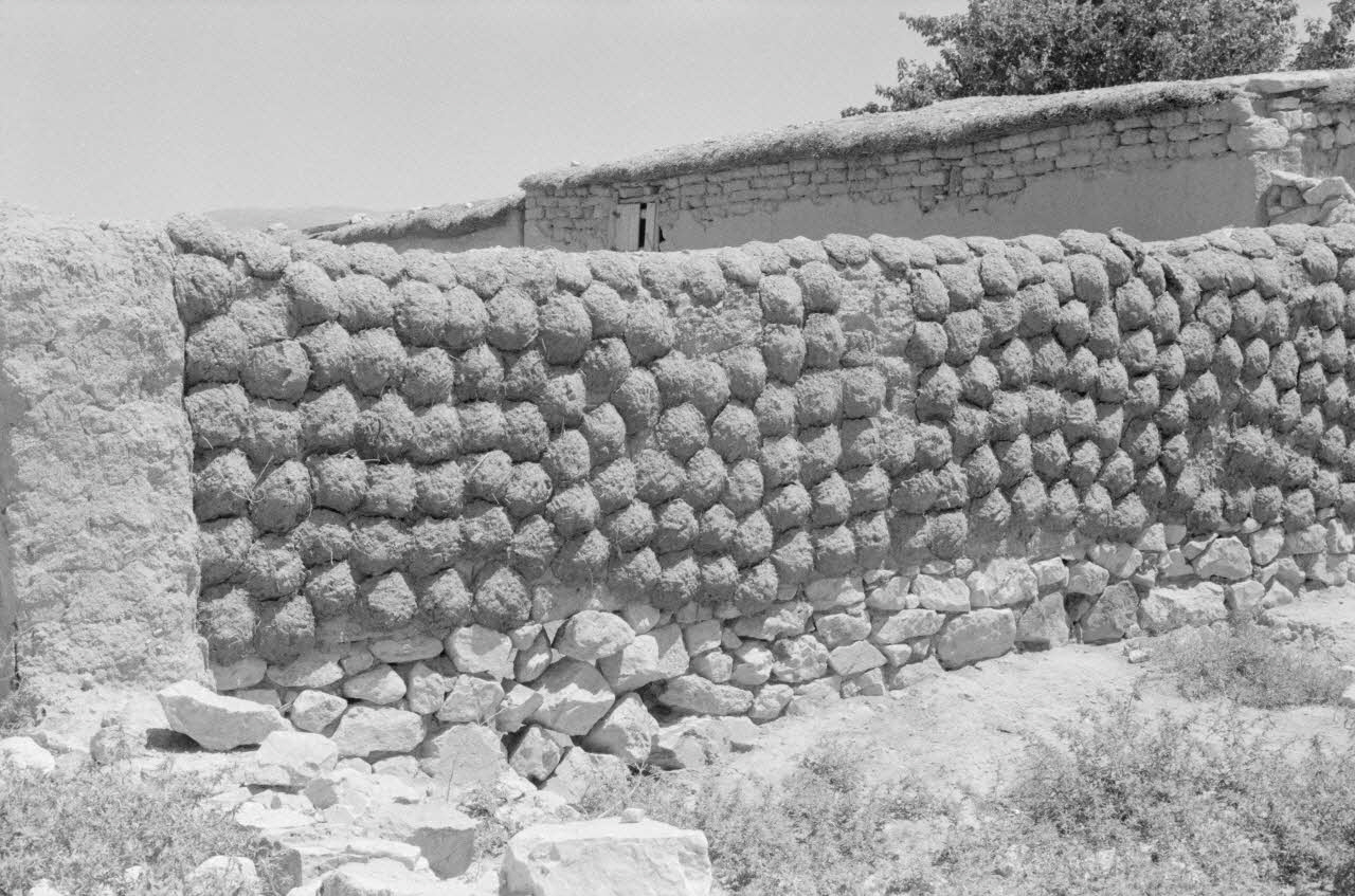Jean-Pierre Martinon ; C. Martinon photographie Enquête conduite par Jean-Pierre Martinon et C. Martinon en Turquie (1968) Province de Diyarbakir, Turquie 1968/1/1 Ph.2007.21.31 Photo