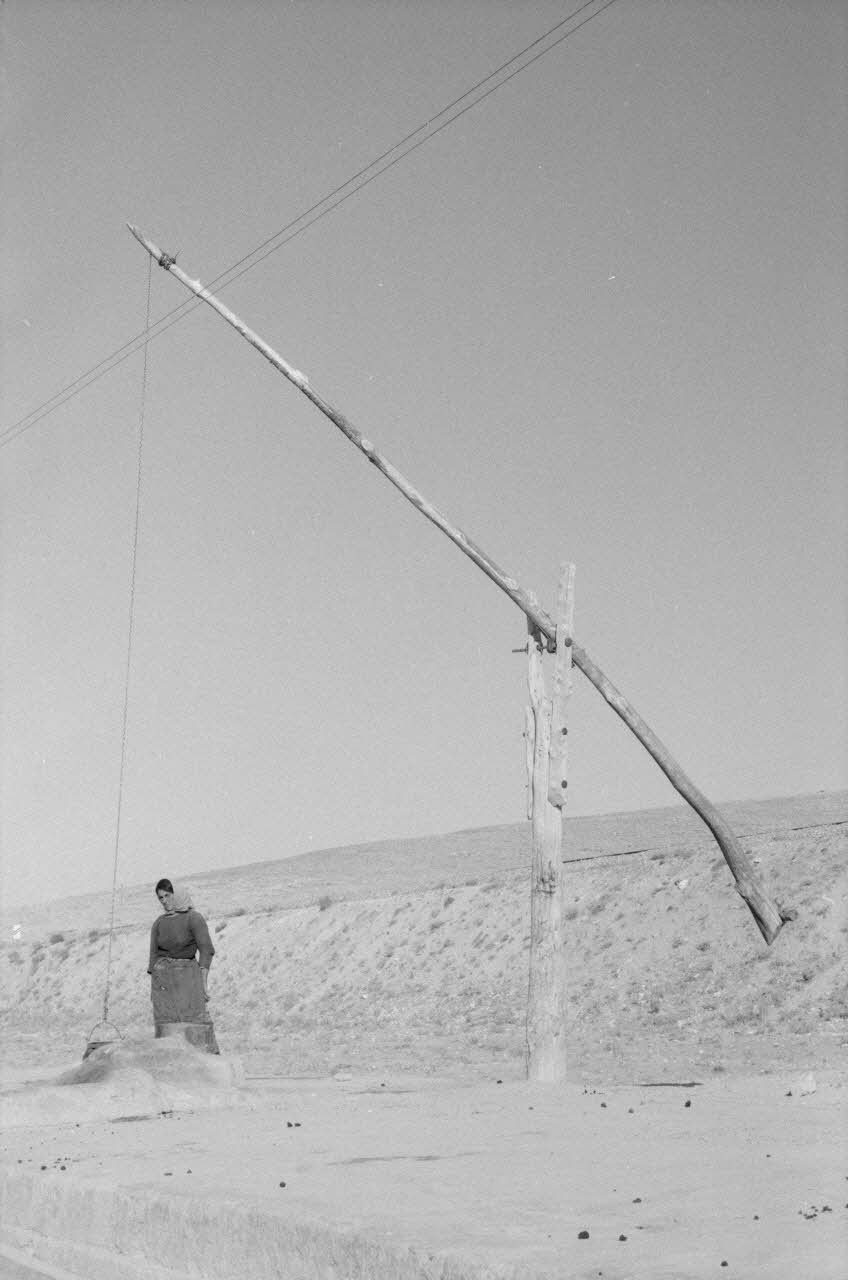 Jean-Pierre Martinon ; C. Martinon photographie Enquête conduite par Jean-Pierre Martinon et C. Martinon en Turquie (1968) Province de Karaman, Turquie 1968/1/1 Ph.2007.23.16 Photo