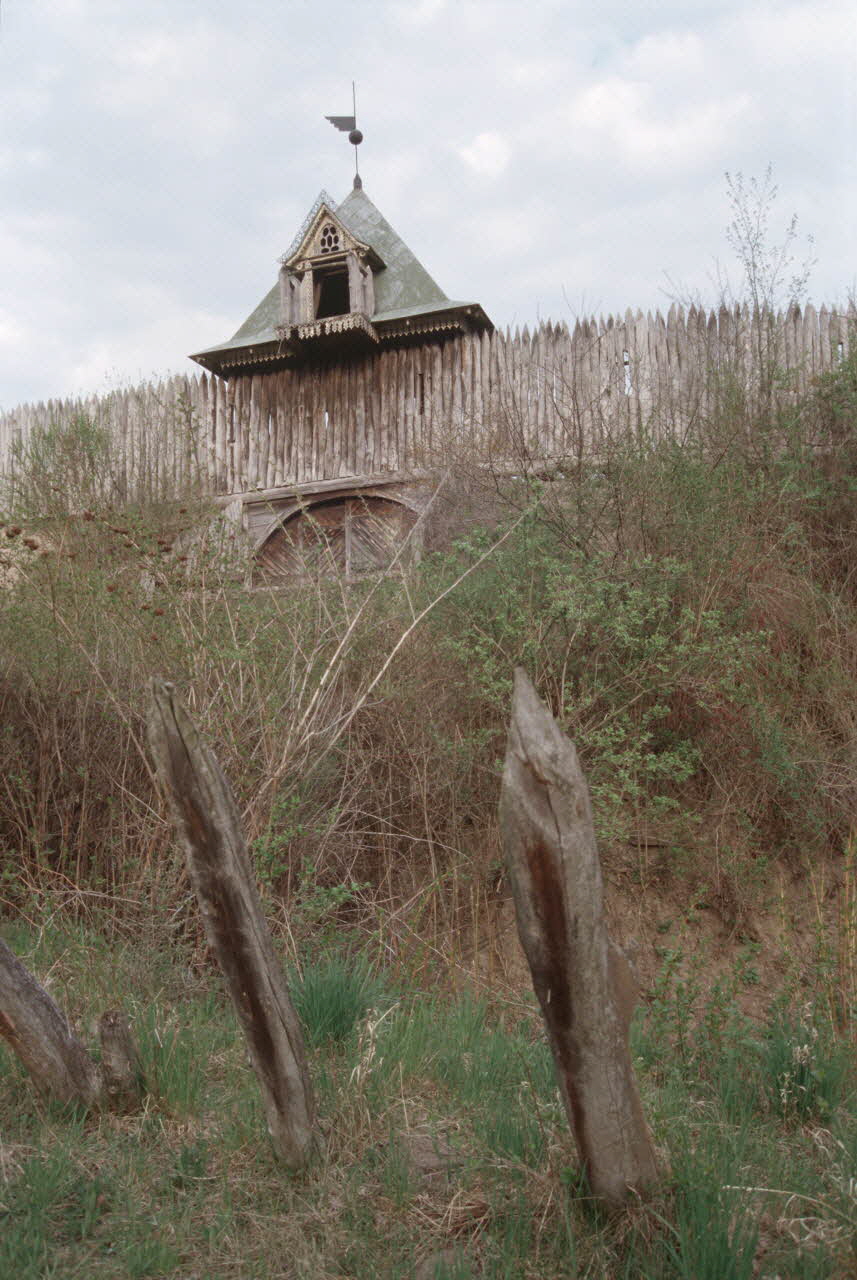 Jean Cuisenier photographie Enquête conduite par Jean Cuisenier en Ukraine (mai 2004) Khmelnitski, Ukraine 2004/5/21 Ph.2007.3.46 Photo