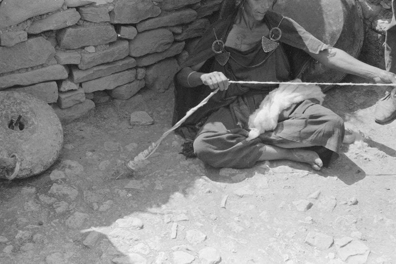 Jean-Pierre Martinon ; C. Martinon photographie Enquête conduite par Jean Cuisenier, Jean-Pierre Martinon et C. Martinon en Tunisie (juillet et août 1969) Gouvernorat de ?, Tunisie 1969/7/1-1969/8/1 Ph.2007.33.37 Photo Mucem / Jean-Pierre Martinon, Martinon, C.