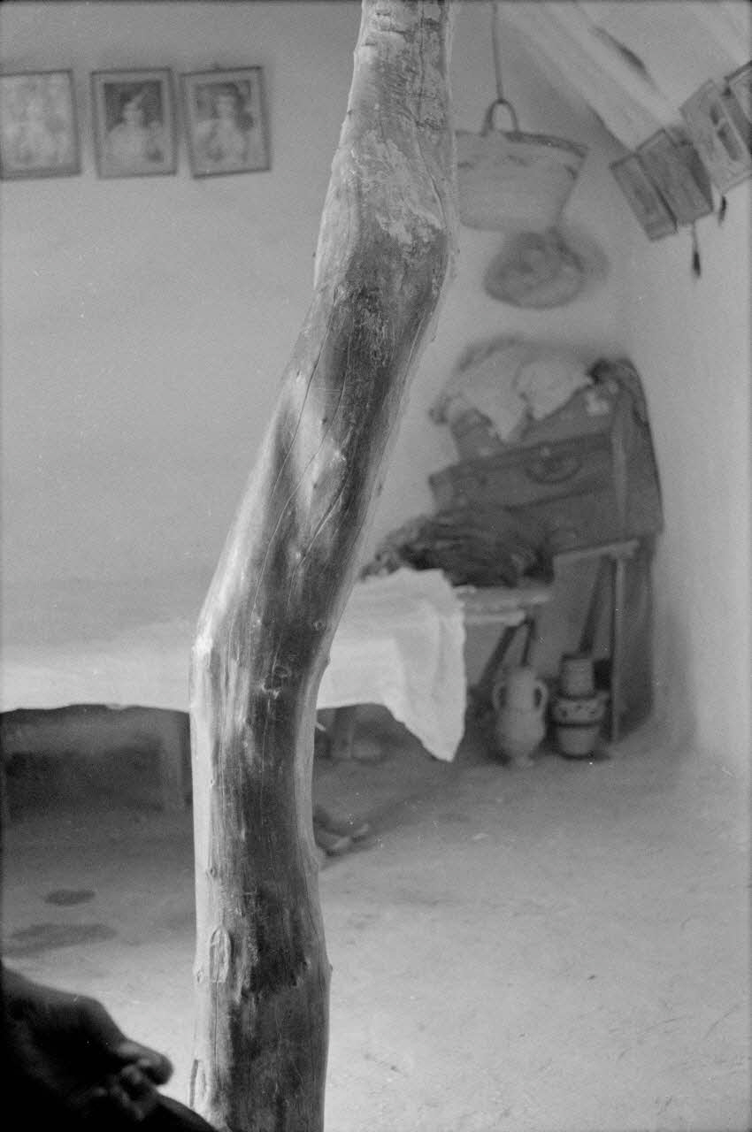 Jean-Pierre Martinon ; C. Martinon photographie Enquête conduite par Jean Cuisenier, Jean-Pierre Martinon et C. Martinon en Tunisie (juillet et août 1969) Gouvernorat de ?, Tunisie 1969/7/1-1969/8/1 Ph.2007.34.27 Photo