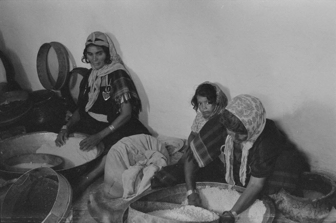 Jean-Pierre Martinon ; C. Martinon photographie Enquête conduite par Jean Cuisenier, Jean-Pierre Martinon et C. Martinon en Tunisie (juillet et août 1969) Gouvernorat de ?, Tunisie 1969/7/1-1969/8/1 Ph.2007.34.3 Photo