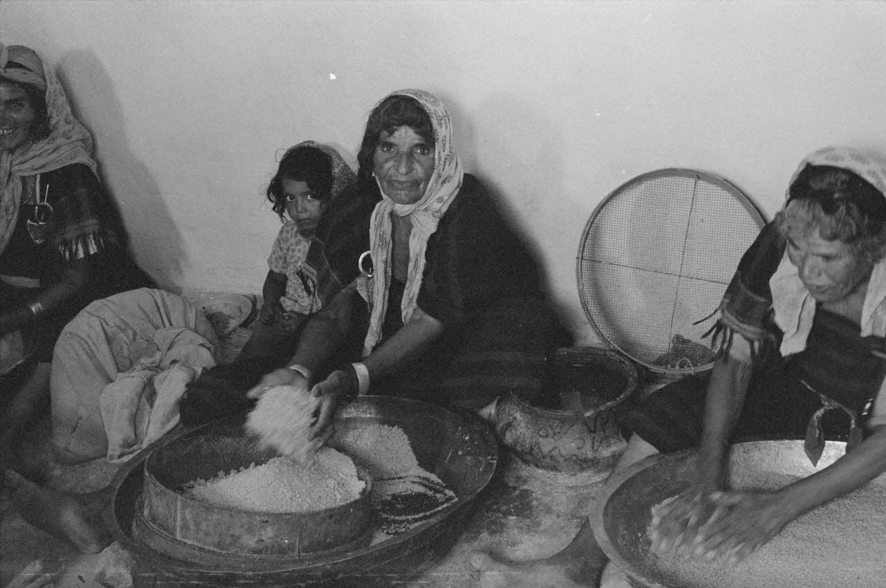 Jean-Pierre Martinon ; C. Martinon photographie Enquête conduite par Jean Cuisenier, Jean-Pierre Martinon et C. Martinon en Tunisie (juillet et août 1969) Gouvernorat de ?, Tunisie 1969/7/1-1969/8/1 Ph.2007.34.7 Photo Mucem / Jean-Pierre Martinon, Martinon, C.