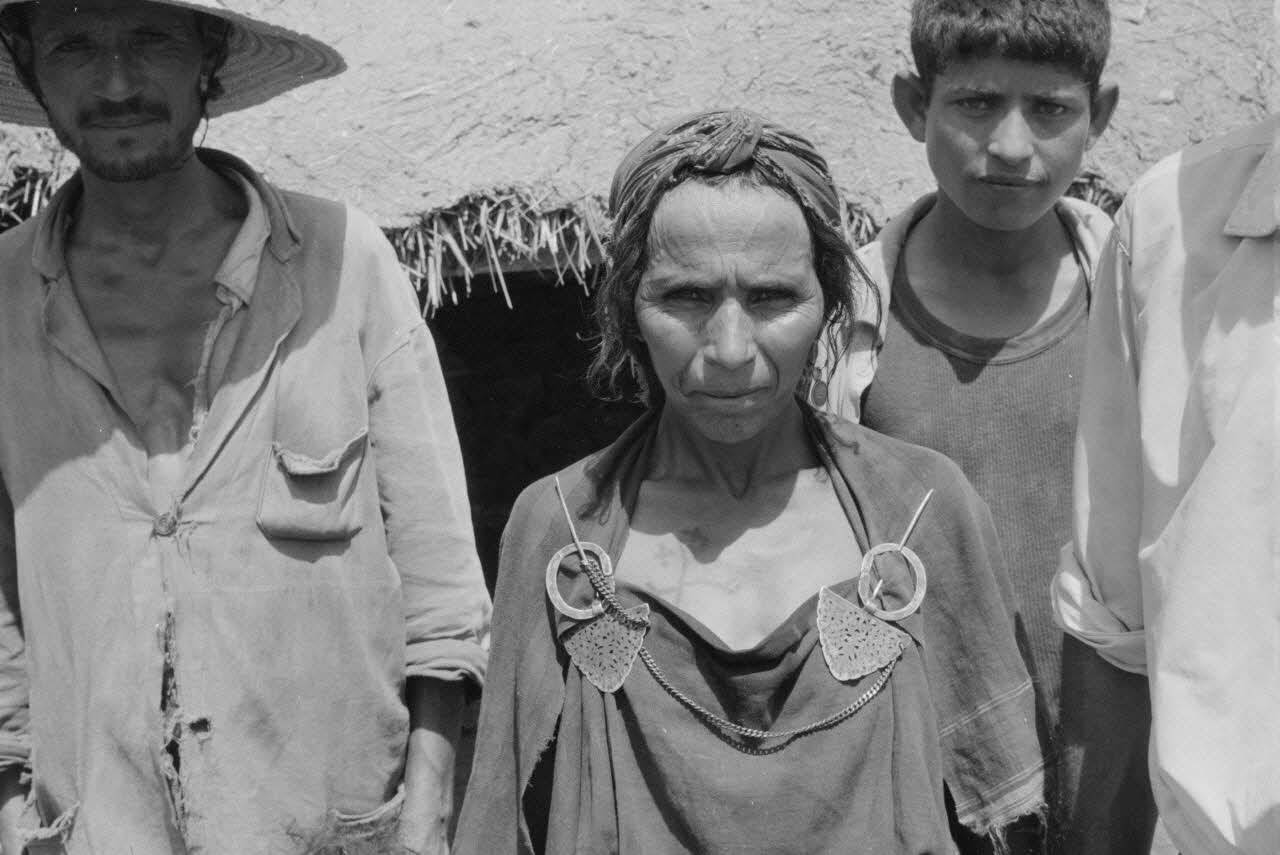 Jean-Pierre Martinon ; C. Martinon photographie Enquête conduite par Jean Cuisenier, Jean-Pierre Martinon et C. Martinon en Tunisie (juillet et août 1969) Gouvernorat de ?, Tunisie 1969/7/1-1969/8/1 Ph.2007.39.10 Photo Mucem / Jean-Pierre Martinon, Martinon, C.