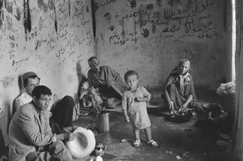 Jean-Pierre Martinon ; C. Martinon photographie Enquête conduite par Jean Cuisenier, Jean-Pierre Martinon et C. Martinon en Tunisie (juillet et août 1969) Gouvernorat de Tunis, Tunisie 1969/7/1-1969/8/1 Ph.2007.40.10  Photo Mucem / Jean-Pierre Martinon, Martinon, C.