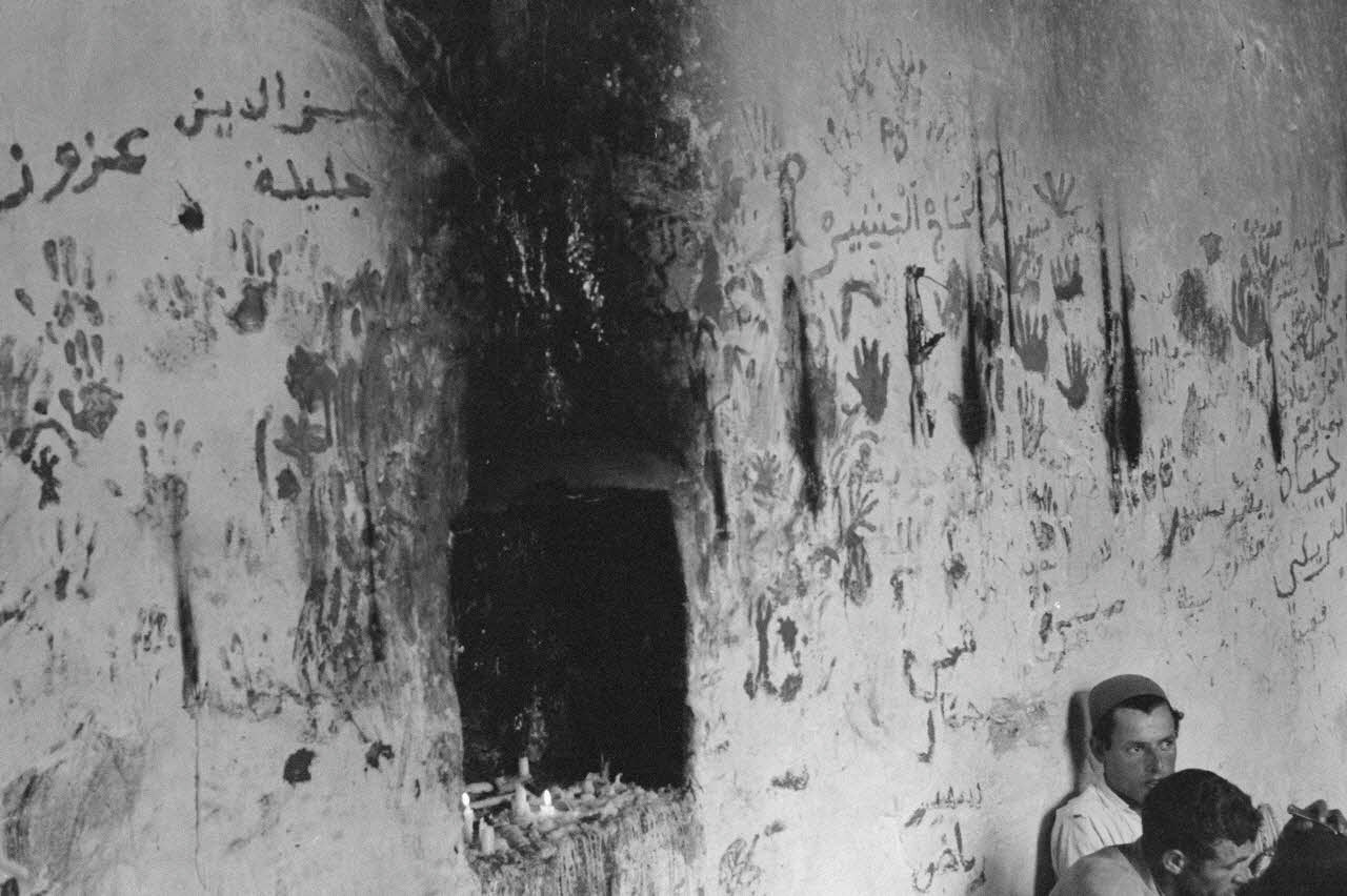 Jean-Pierre Martinon ; C. Martinon photographie Enquête conduite par Jean Cuisenier, Jean-Pierre Martinon et C. Martinon en Tunisie (juillet et août 1969) Gouvernorat de Tunis, Tunisie 1969/7/1-1969/8/1 Ph.2007.40.11 Photo