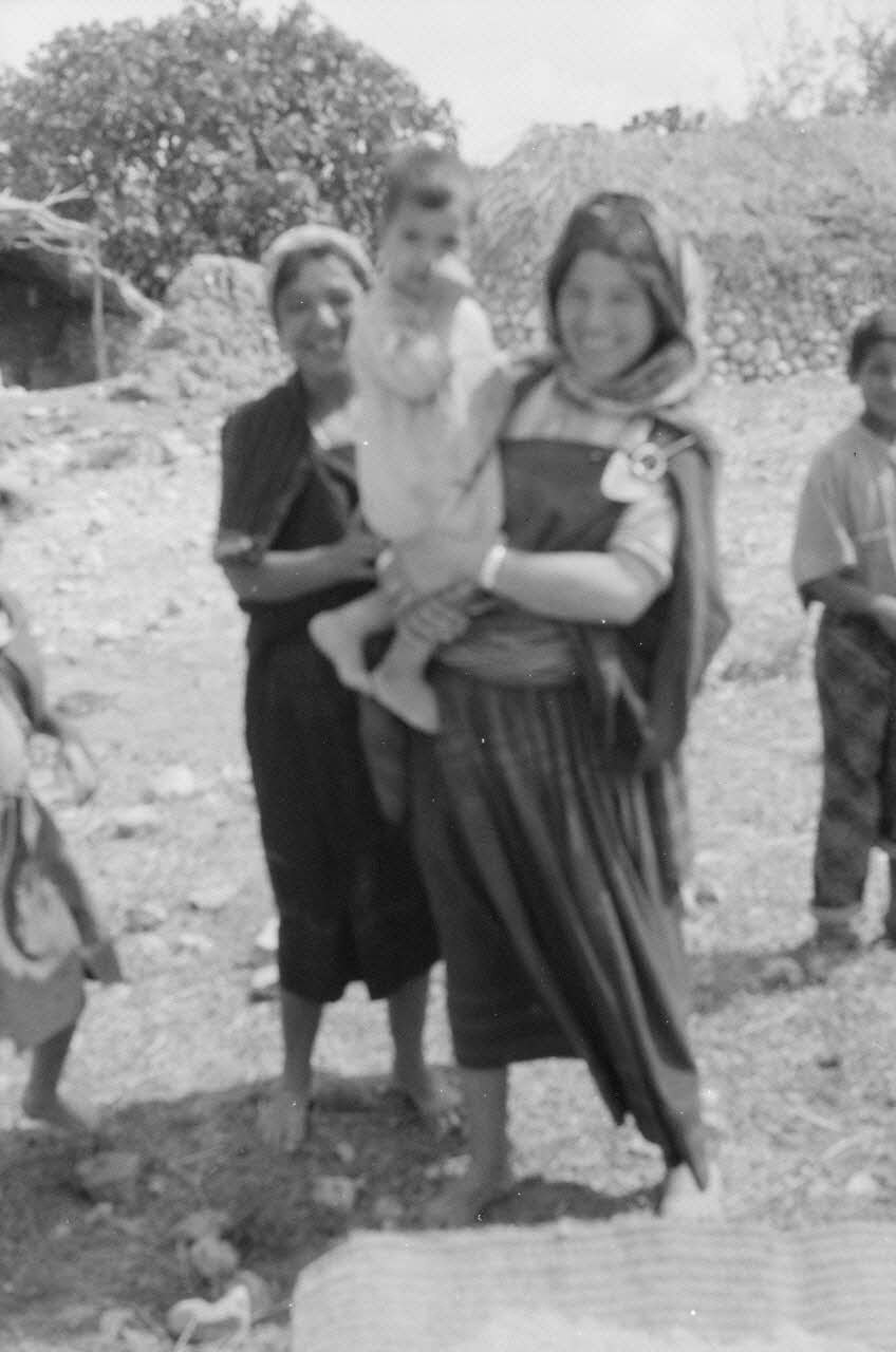 Jean-Pierre Martinon ; C. Martinon photographie Enquête conduite par Jean Cuisenier, Jean-Pierre Martinon et C. Martinon en Tunisie (juillet et août 1969) Gouvernorat de ?, Tunisie 1969/7/1-1969/8/1 Ph.2007.41.40 Photo Mucem / Jean-Pierre Martinon, Martinon, C.