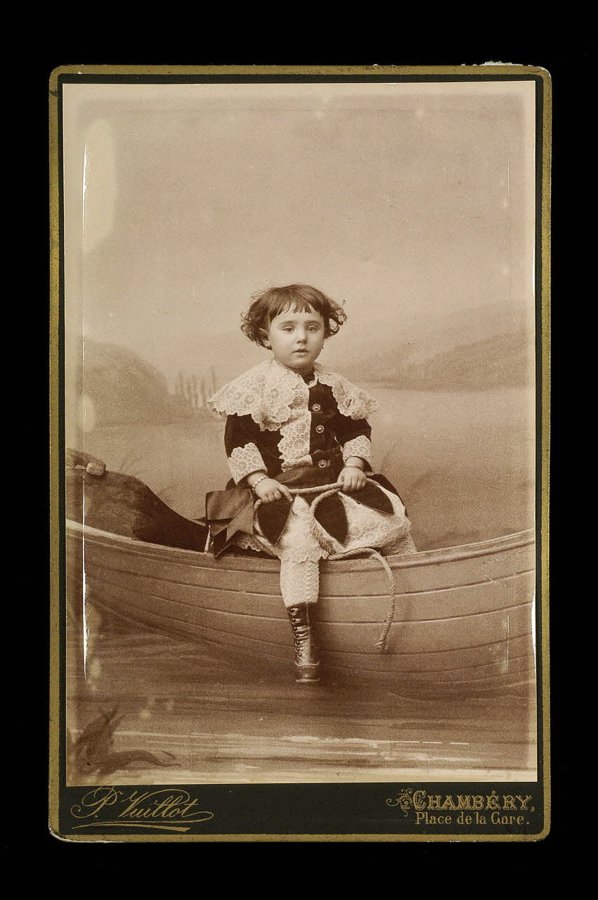 P. Vuillot photographie Album Cabanau Rhône-Alpes, France 1869 Ph.2008.00.2.39 Photo
