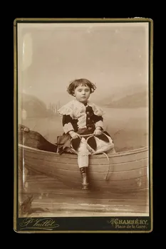 P. Vuillot photographie Album Cabanau Rhône-Alpes, France 1869 Ph.2008.00.2.39 Photo