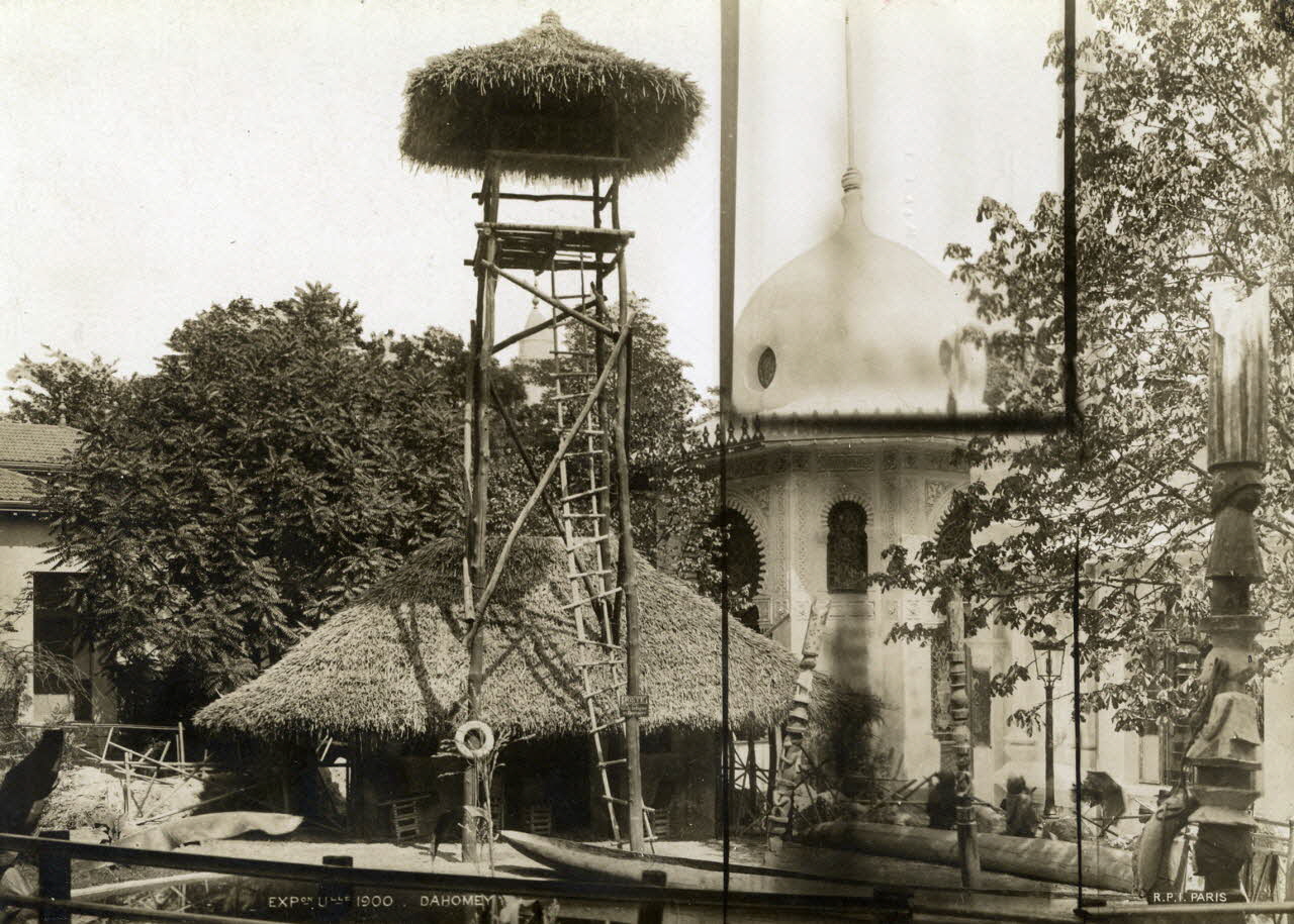 R.P.I. (Paris) photographie Exposition 1900. Dahomey Ile-de-France, France 1900 Ph.2011.00.13.31 Photo