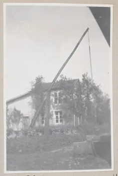 P. Henry photographie Album Henry Franche-Comté, France 1943/4/30 Ph.2011.00.26.108 Photo