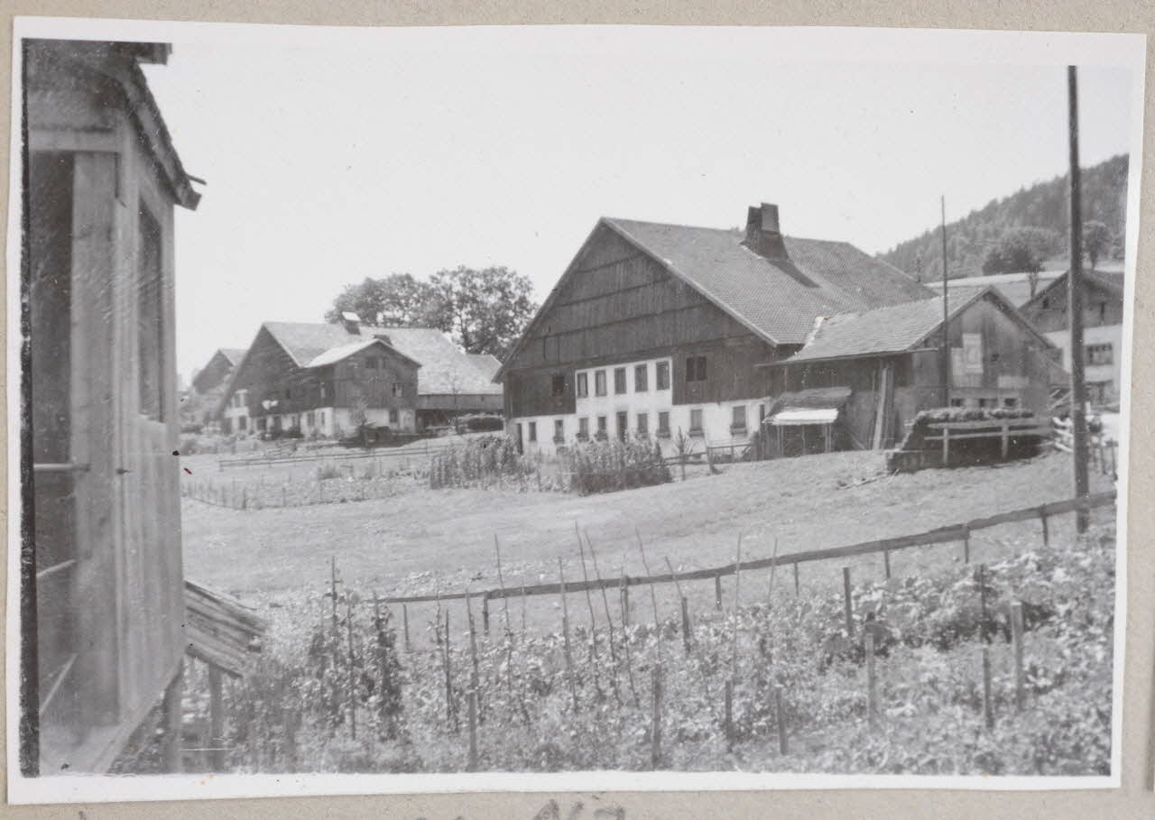 P. Henry photographie Album Henry Franche-Comté, France 1943/8/13 Ph.2011.00.26.167 Photo