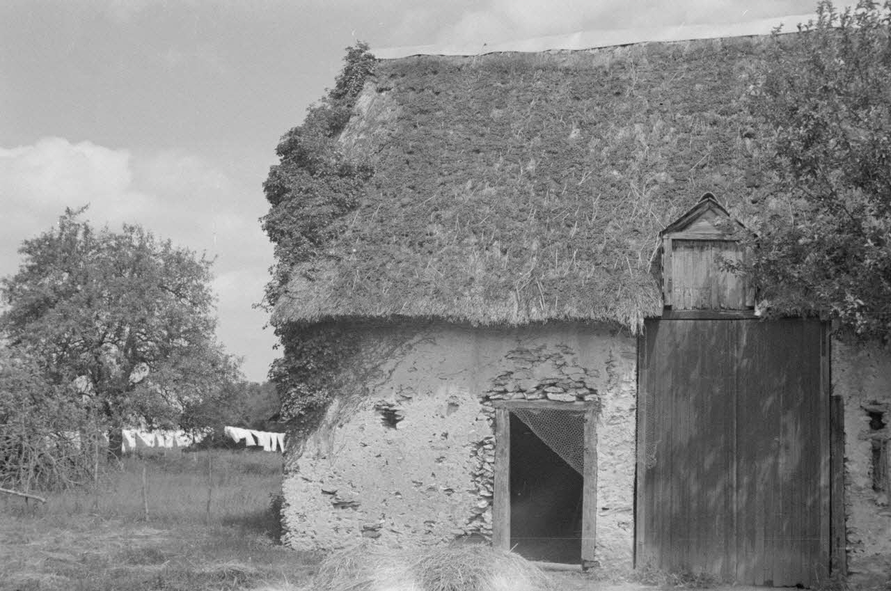 Heinz Lehmann photographie Chaumine. Direction Nord-Est Centre, France 1936/5/30 Ph.1936.94 Photo