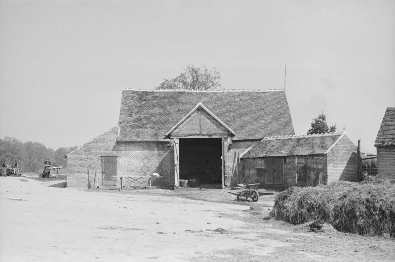 Guy Pison photographie MNATP. Enquête sur la Sologne Centre, France 1938/5/12 Ph.1938.1.674 Photo