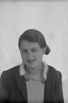 Pierre Toulgouat photographie Pierre Toulgouat (1901-1992) : Saint-Sorlin-d'Arves (1938) Rhône-Alpes, France 1938/1/3 Ph.1938.2.38  Photo