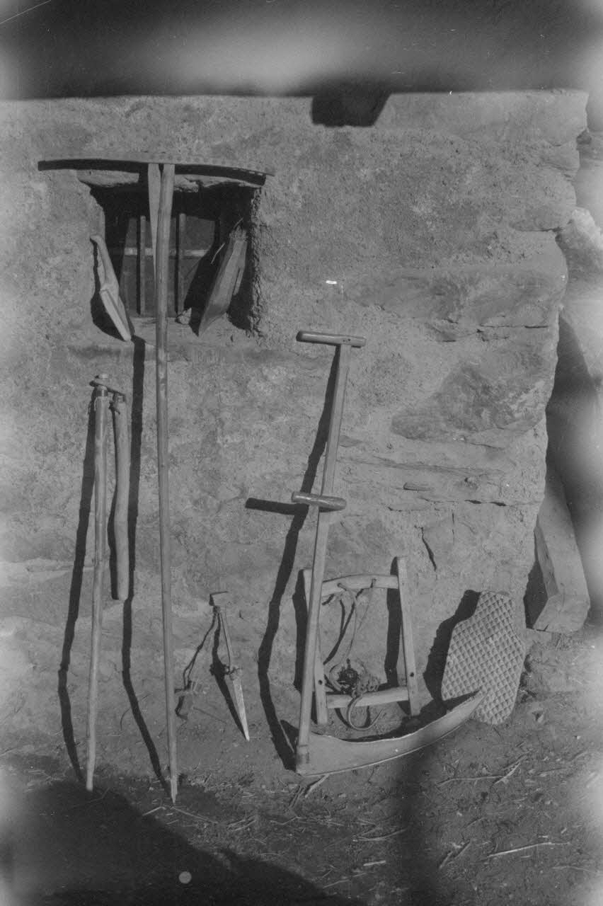 Pierre Toulgouat photographie Pierre Toulgouat (1901-1992) : Saint-Sorlin-d'Arves (1938) Rhône-Alpes, France 1938/1/3 Ph.1938.2.66 Photo