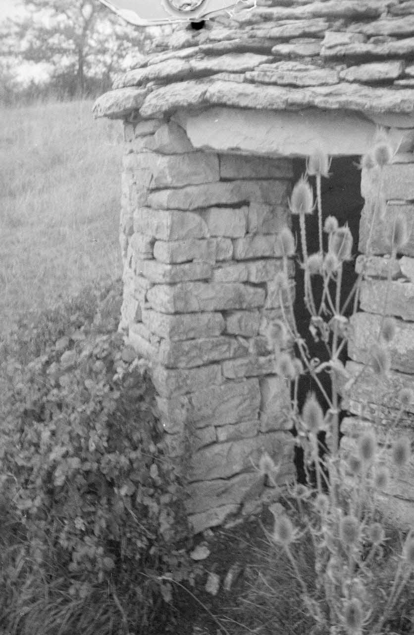 Duchemin photographie Cadole en pierres sèches Bourgogne, France 1937/9/6 Ph.1937.2937 Photo