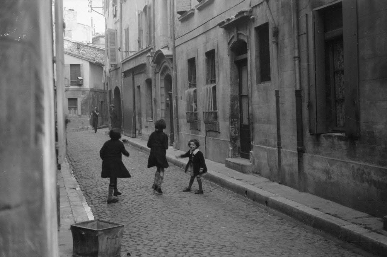 Marcel Maget photographie MNATP. Mission de Marcel Maget et André Varagnac en Provence (novembre 1938) Provence-Alpes-Côte d'Azur, France 1938/11/11 Ph.1939.1.313 Photo