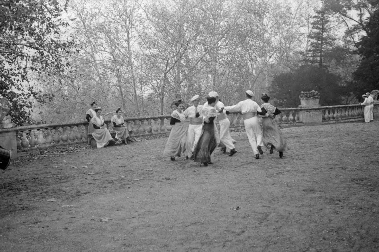 Marcel Maget photographie MNATP. Mission de Marcel Maget et André Varagnac en Provence (novembre 1938) Provence-Alpes-Côte d'Azur, France 1939/11/1 Ph.1939.1.617 Photo