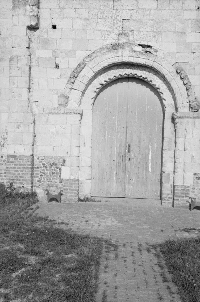 Heinz Lehmann photographie Eglise Haute-Normandie, France 1936/6/27 Ph.1936.626 Photo