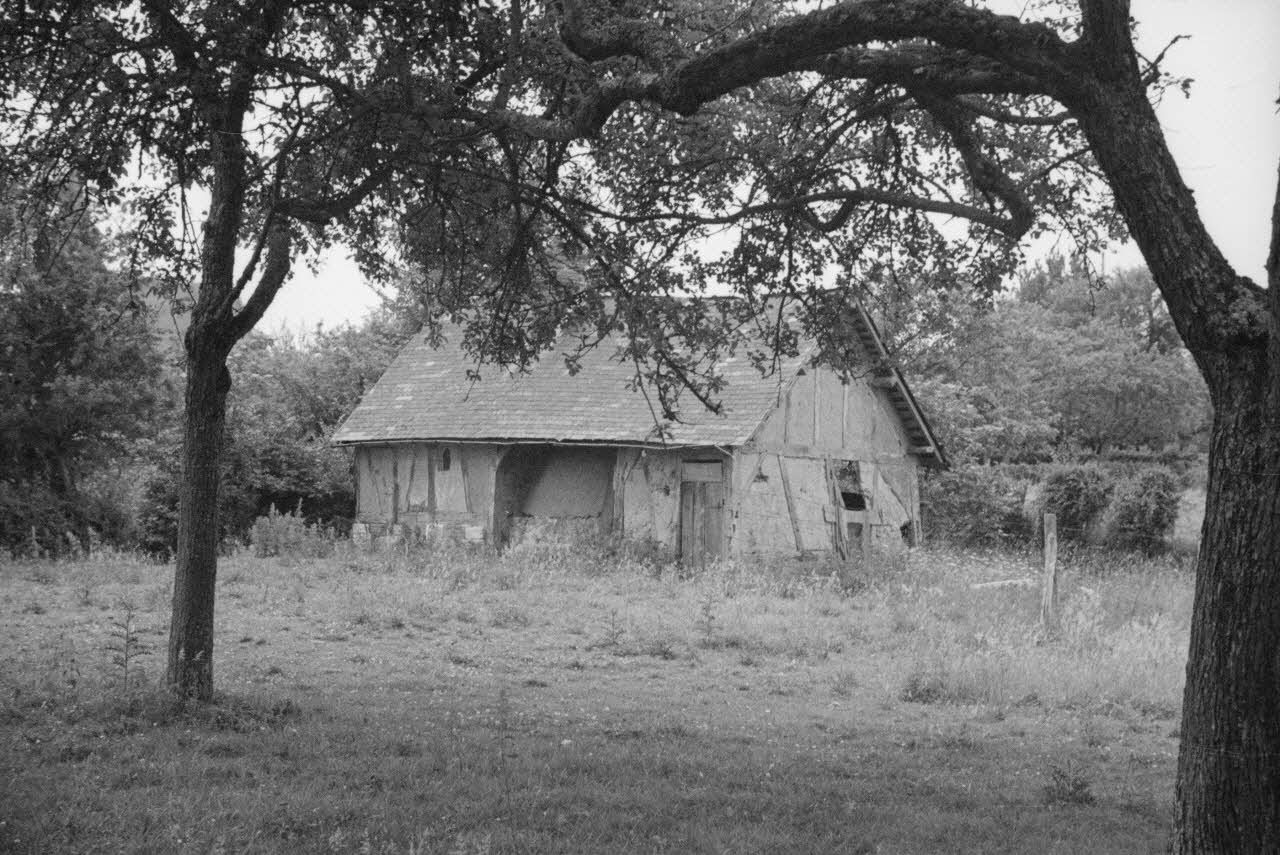 Heinz Lehmann photographie Ferme de Monsieur Bourcier. Fournil Basse-Normandie, France 1936/6/28 Ph.1936.671 Photo