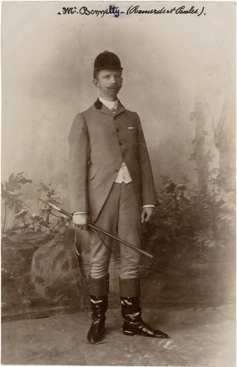 photographie Album n°12 du fonds Soury Sou.12.32.1 Photo